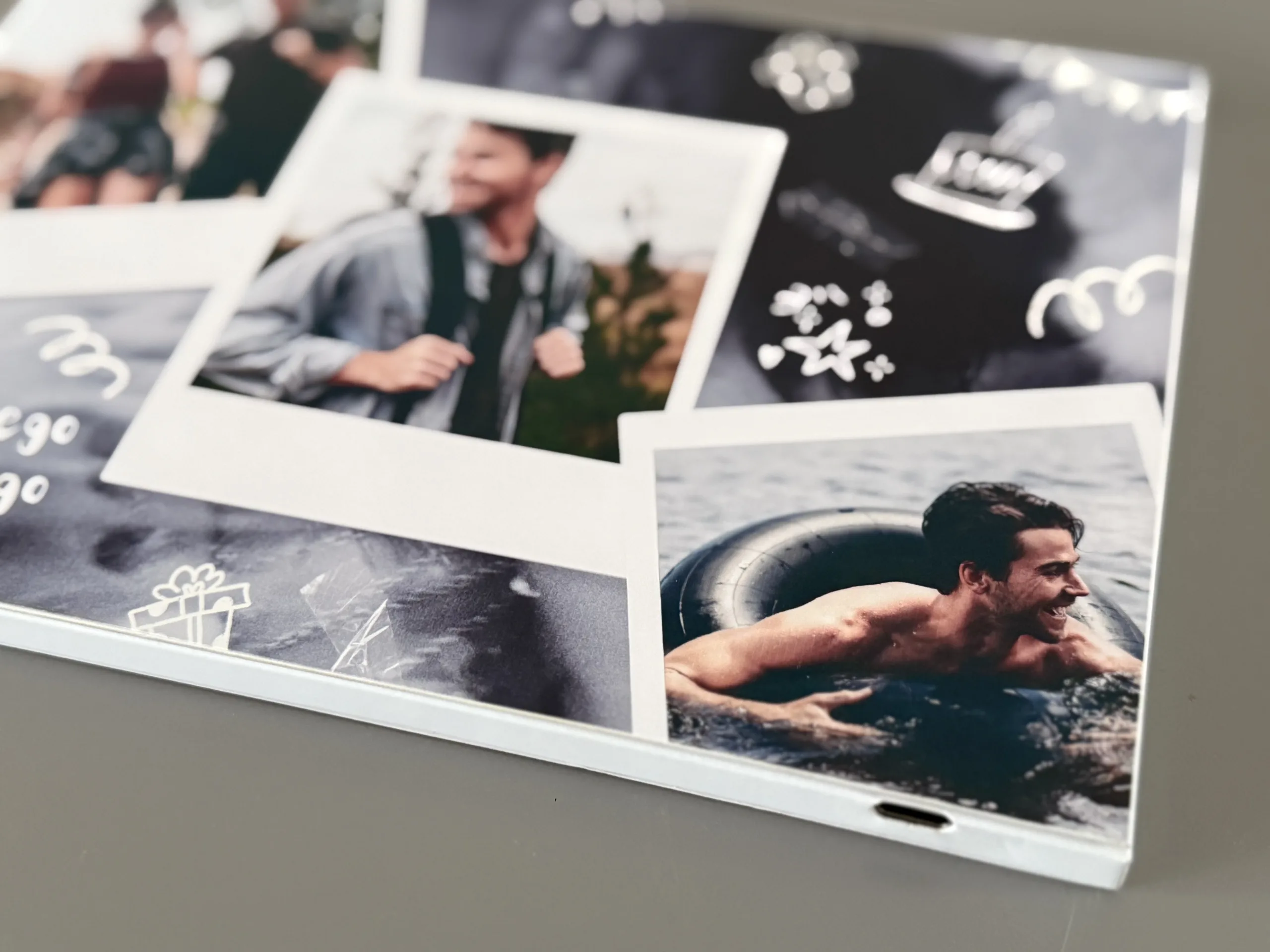 Video album na urodziny pozwala łatwo wgrać filmy i zdjęcia za pomocą złącza USB